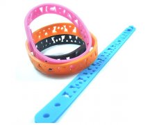 可調(diào)節(jié)PVC手環(huán)個(gè)性學(xué)生籃球腕帶 可調(diào)節(jié)PVC手環(huán)個(gè)性學(xué)生籃球腕帶